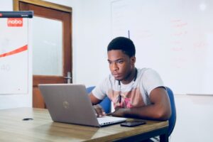 Read more about the article How to Pick the Perfect Hosting